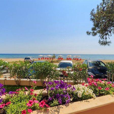 Studio Nikiti Beach Exterior photo